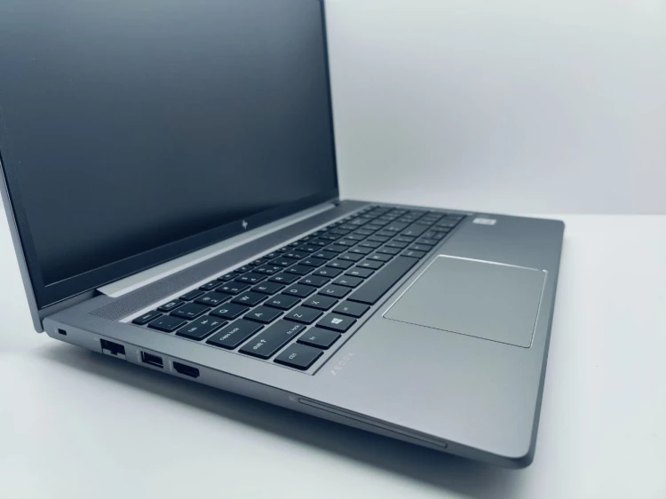 HP5CD133C6M4-ZBOOK7-137UZ_pic6.jpg