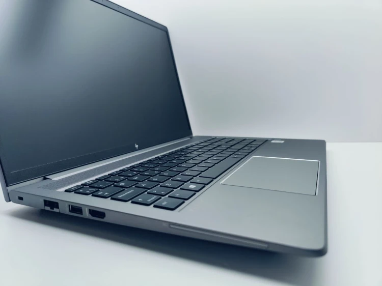 HP5CD125ZTST-ZBOOK7-137UZ_pic7.jpg