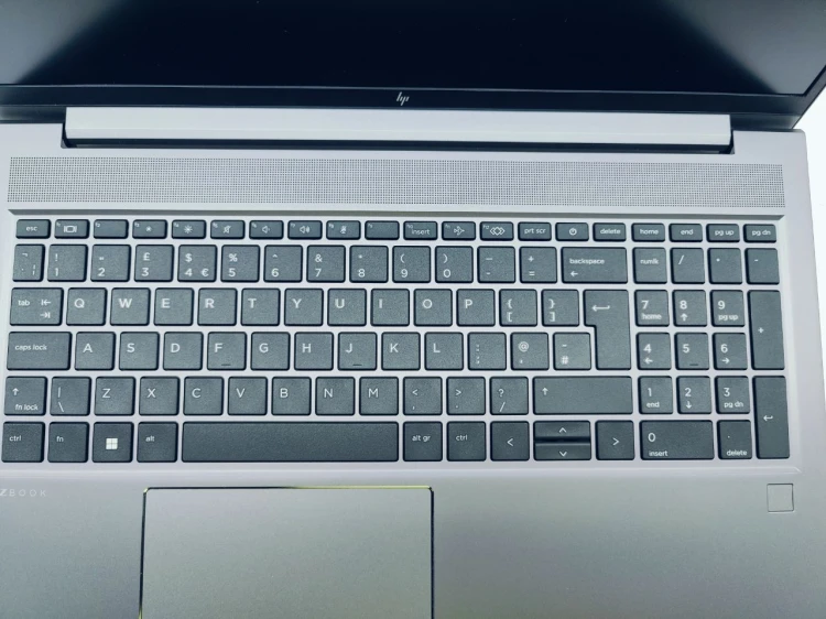 HP5CD212KB7G-ZBOOKG8-137UZ_pic4.jpg