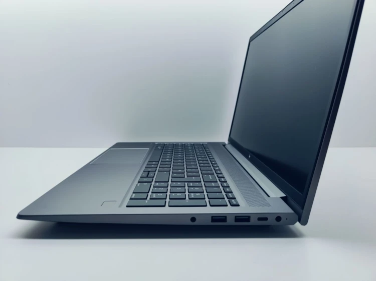 HP5CD212KB7G-ZBOOKG8-137UZ_pic7.jpg
