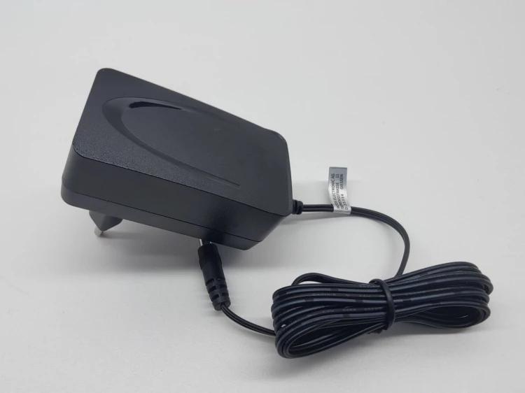 InLine INTOS 12V 2.5A 30W 5.5 model TY1200250E1mn zasilacz (7).jpg