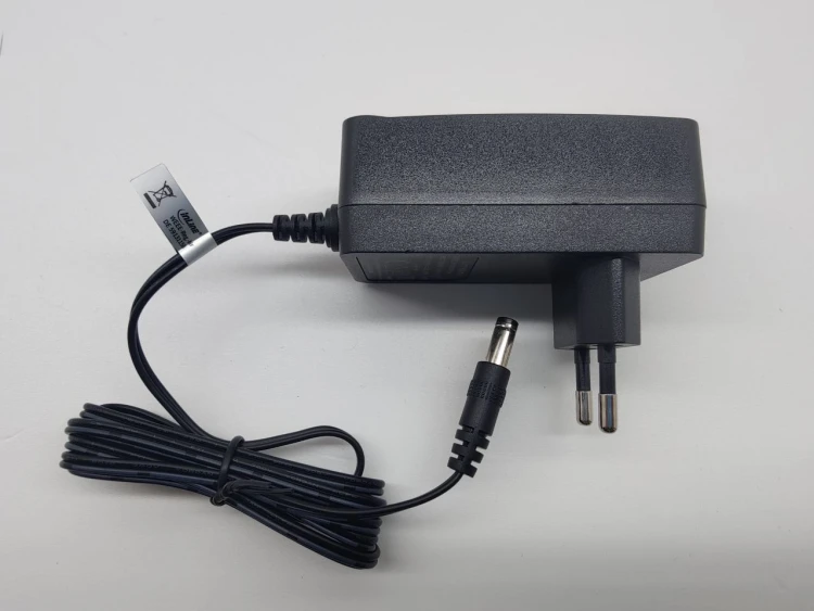 InLine INTOS 12V 2.5A 30W 5.5 model TY1200250E1mn zasilacz (3).jpg